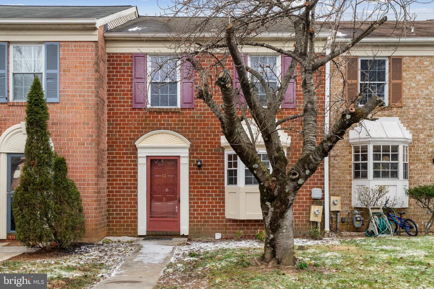 19 Spring Glen Court photo 1