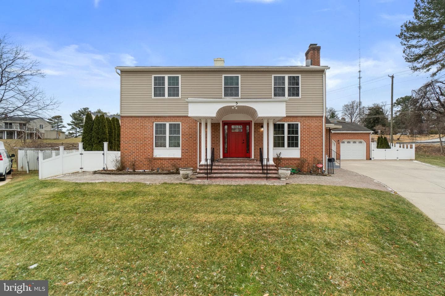 5 Blackridge Court