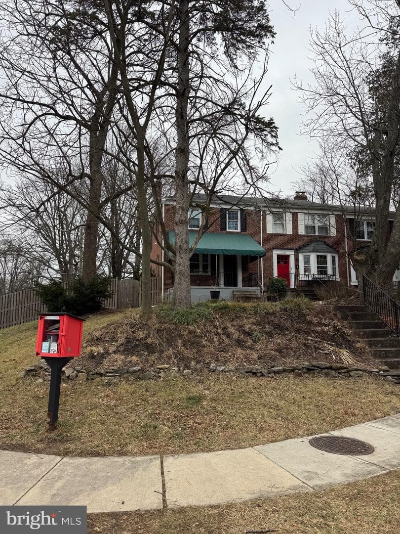 7237 Lanark Road photo 1