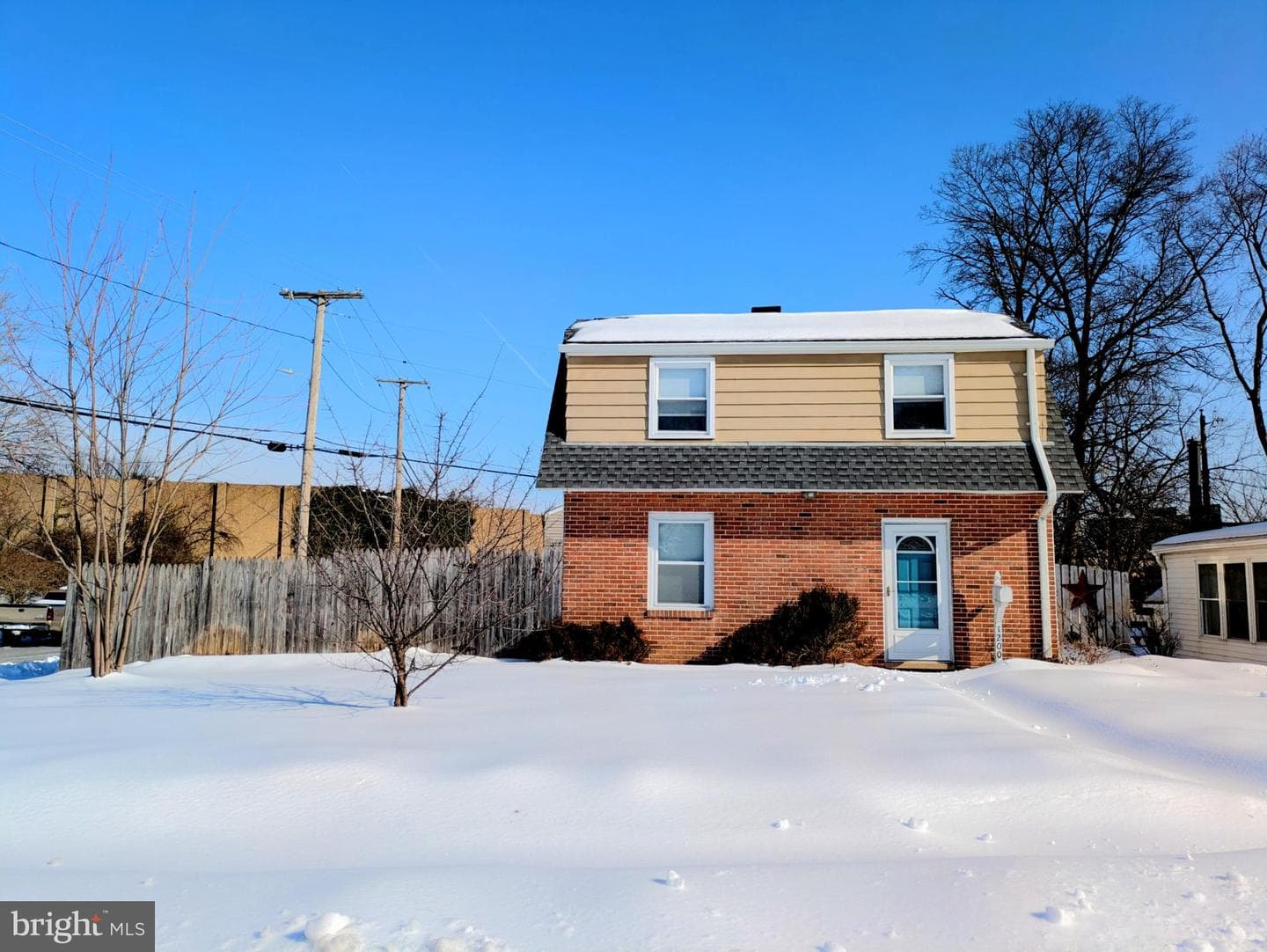 1200 Seven Oaks Road photo 1