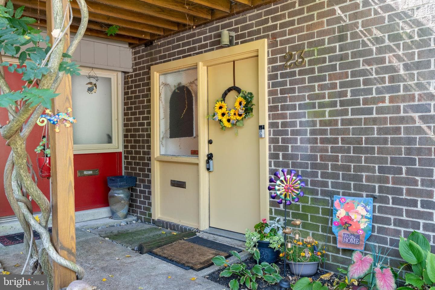 23 Penny Lane #23