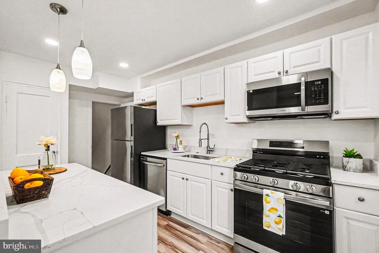 150 Marburth Avenue photo 1