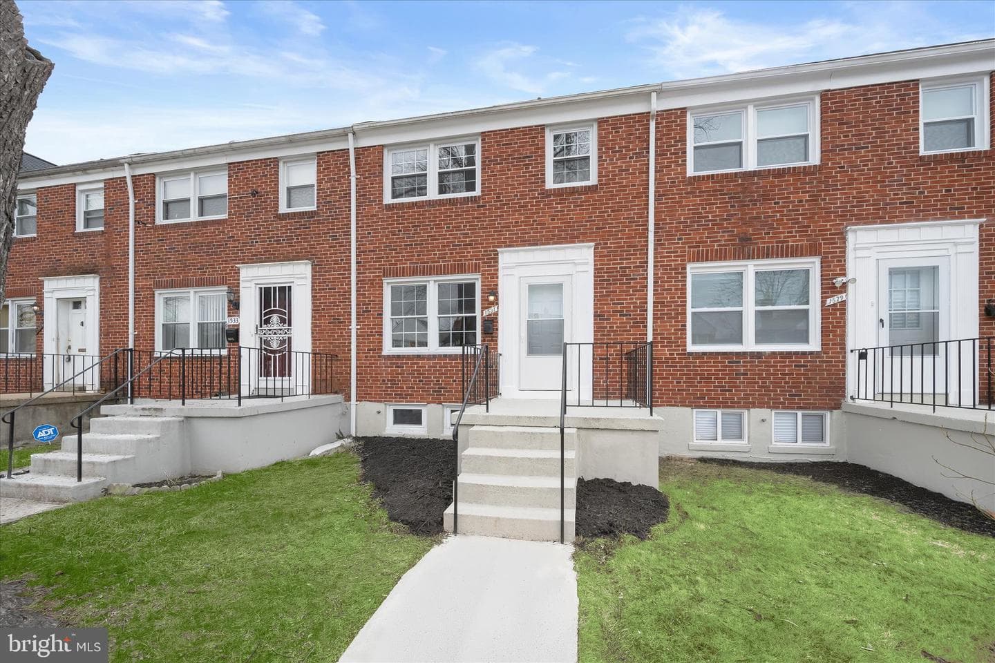 1531 Clairidge Road photo 1