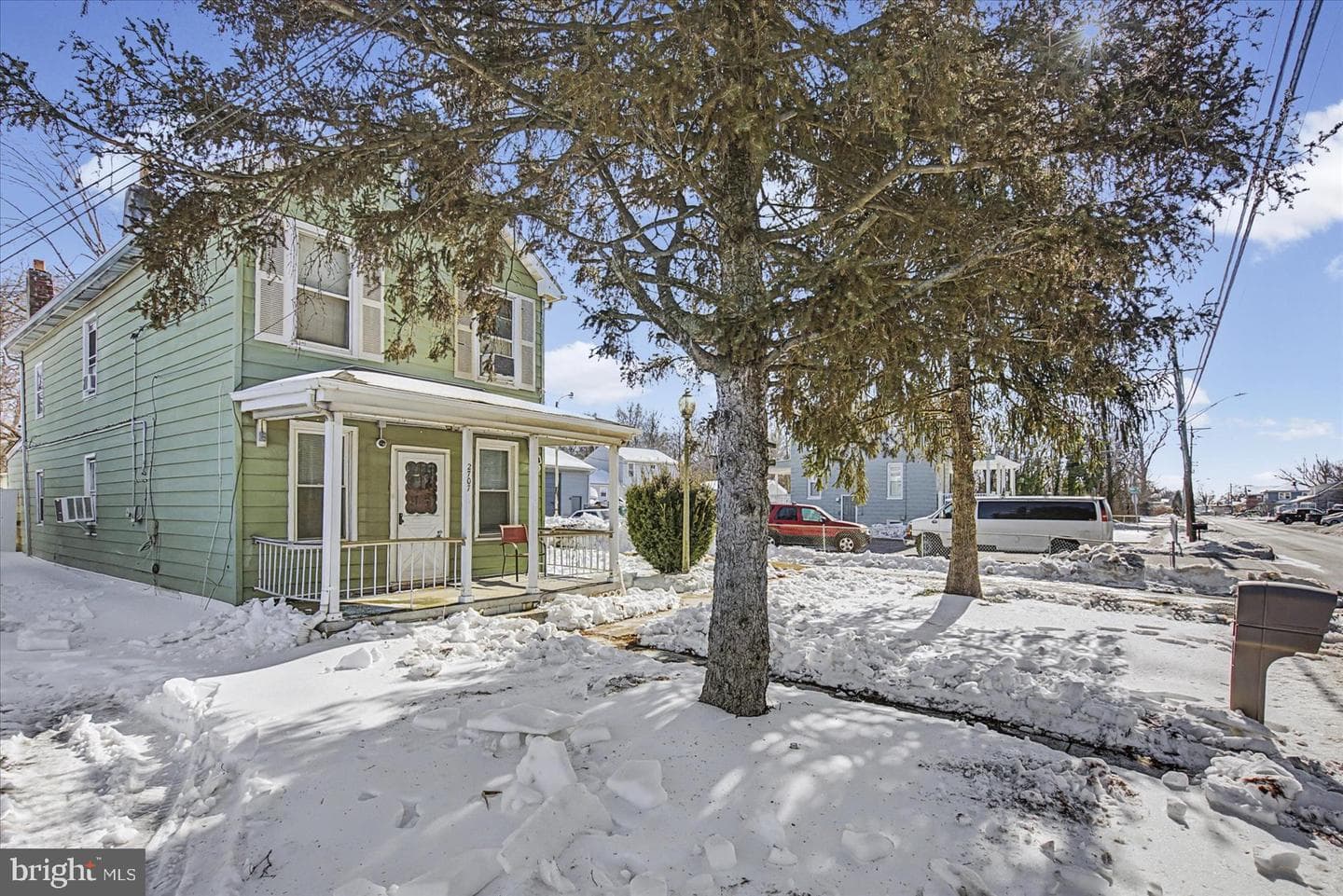 2707 Sparrows Point Road photo 1