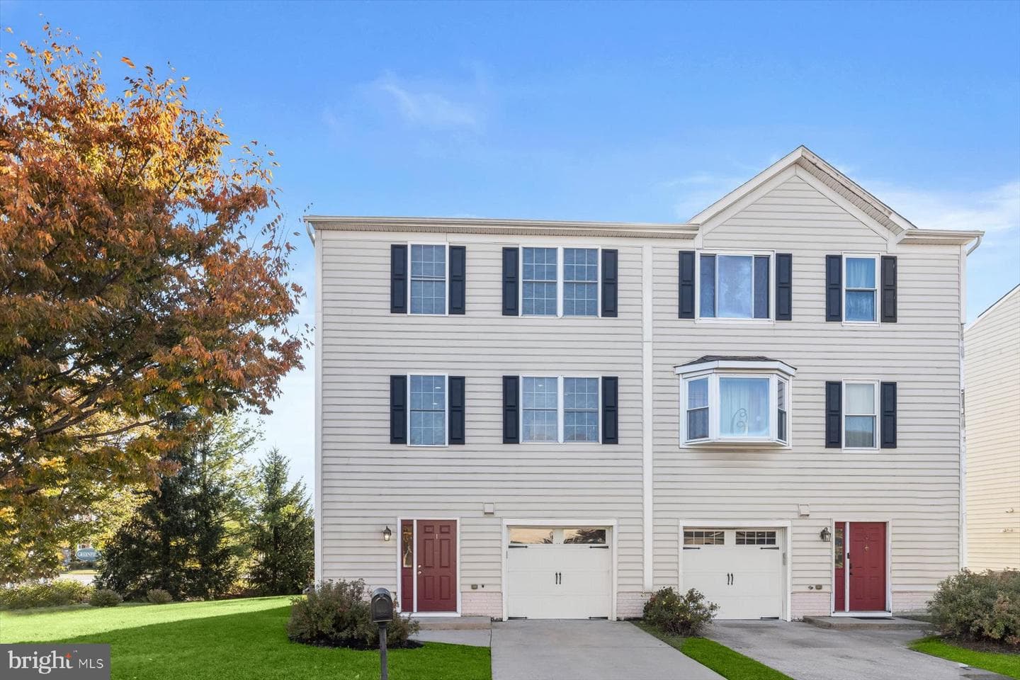 1 Karendale Court photo 1