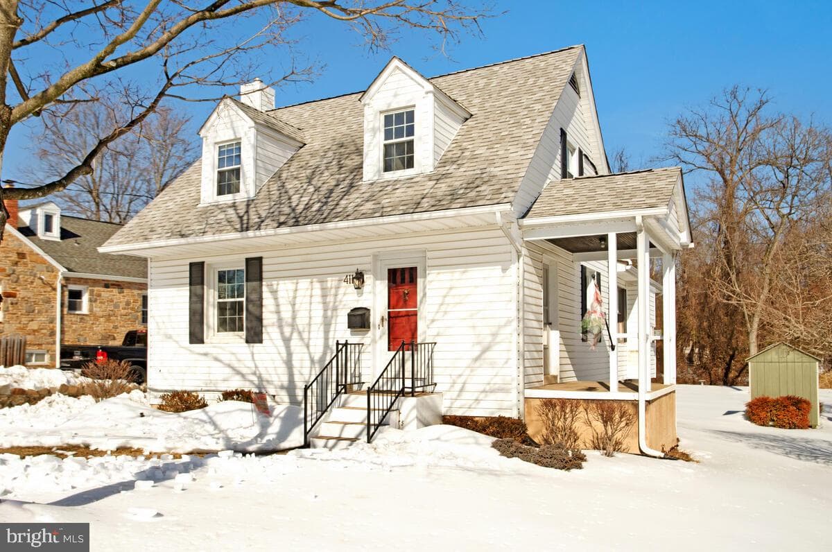 411 Shady Nook Avenue photo 1