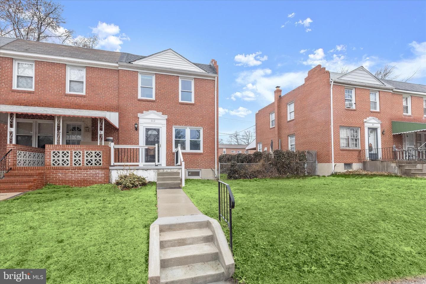 312 Leeanne Road photo 1