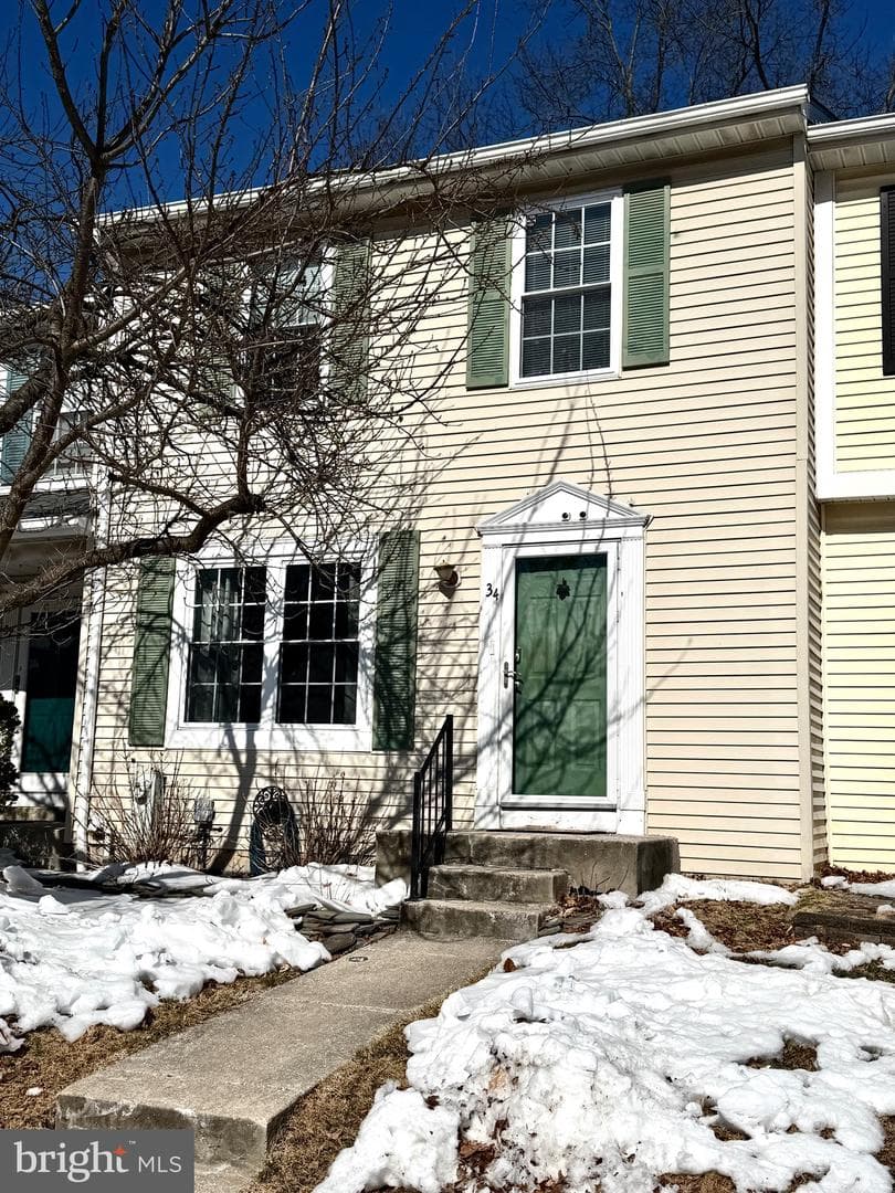 34 Hardwood Drive photo 1