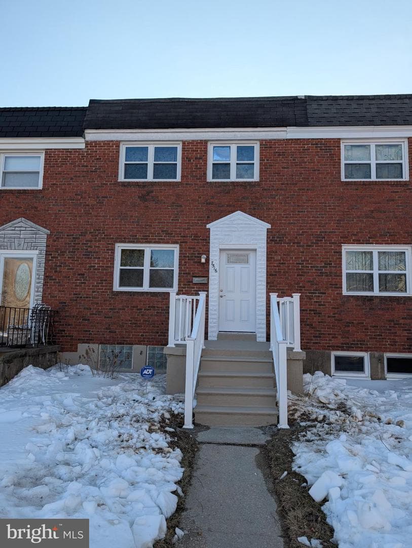 7516 Hillsway Avenue photo 1