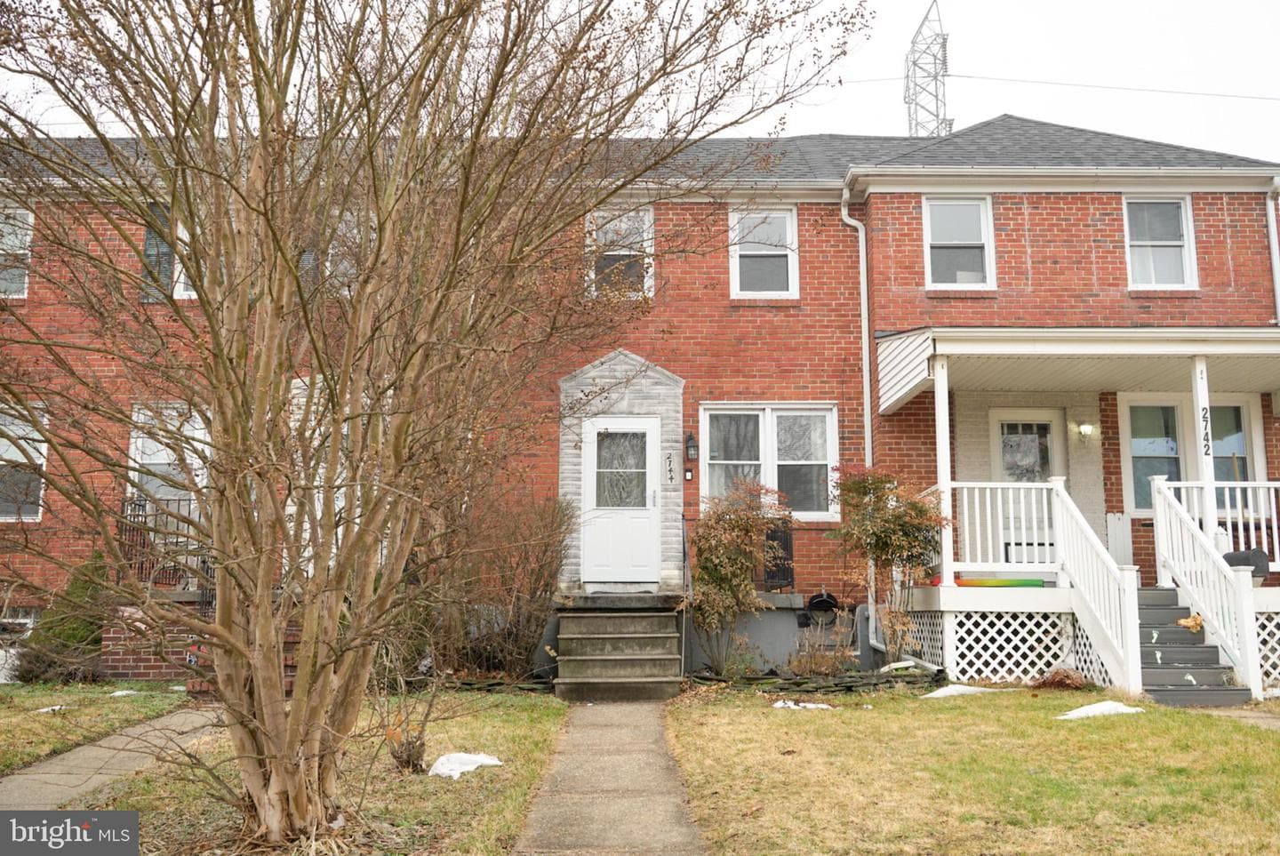 2744 Plainfield Road photo 1