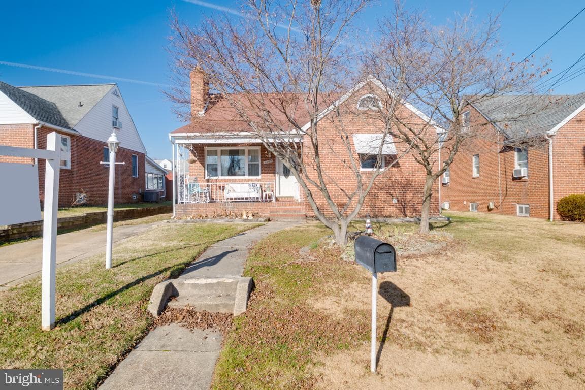 8504 Bassett Road photo 1