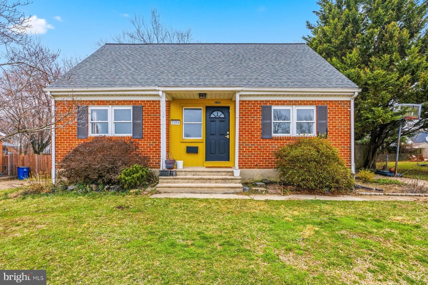 1204 Canberwell Road photo 1