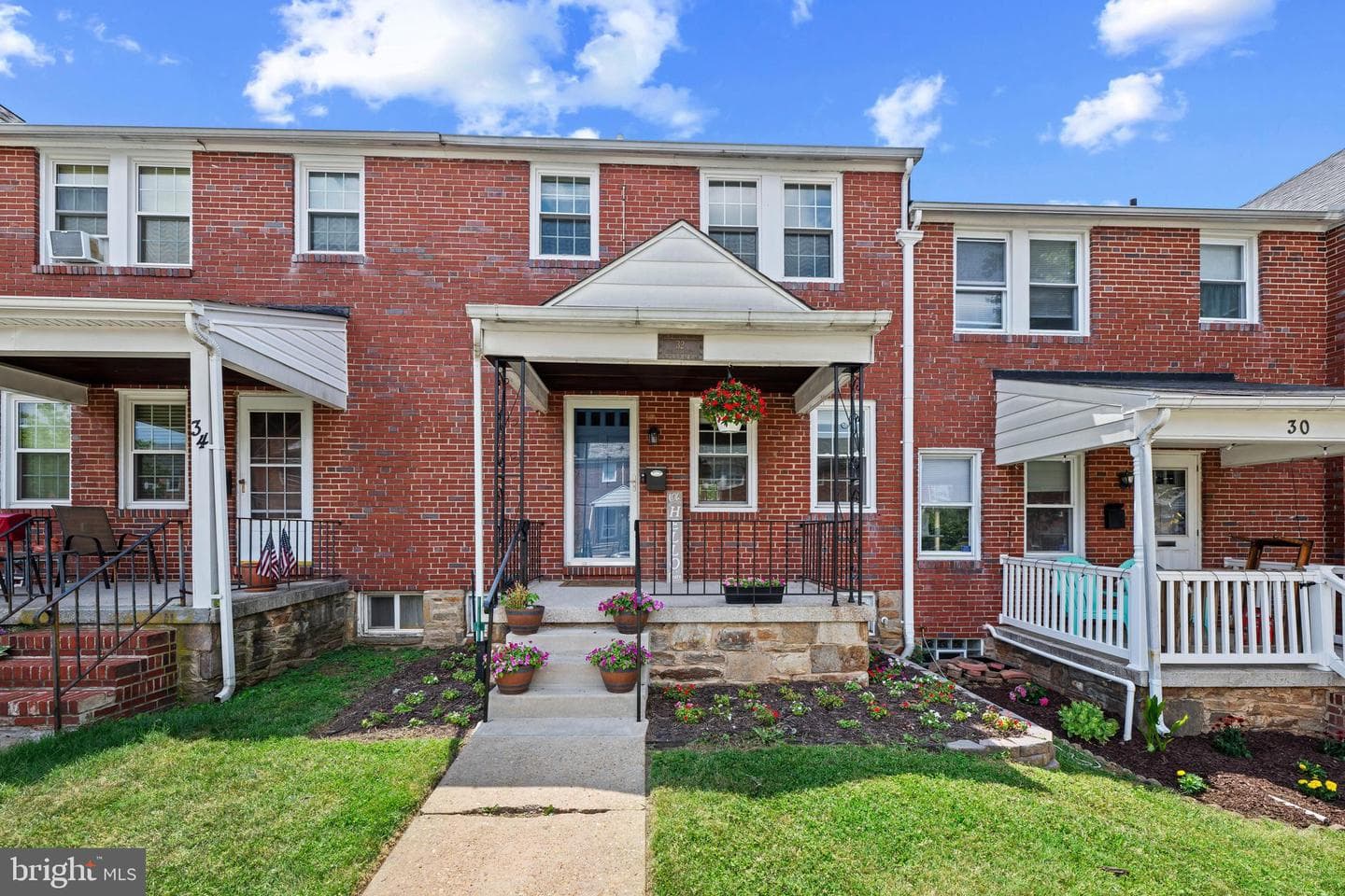 32 Prospect Avenue S