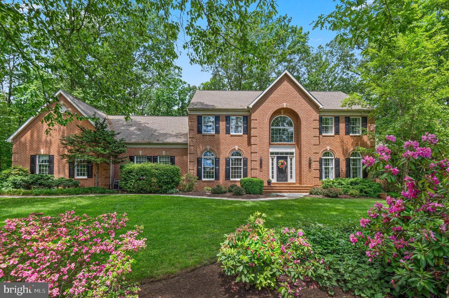 8 Henderson Hill Court photo 1