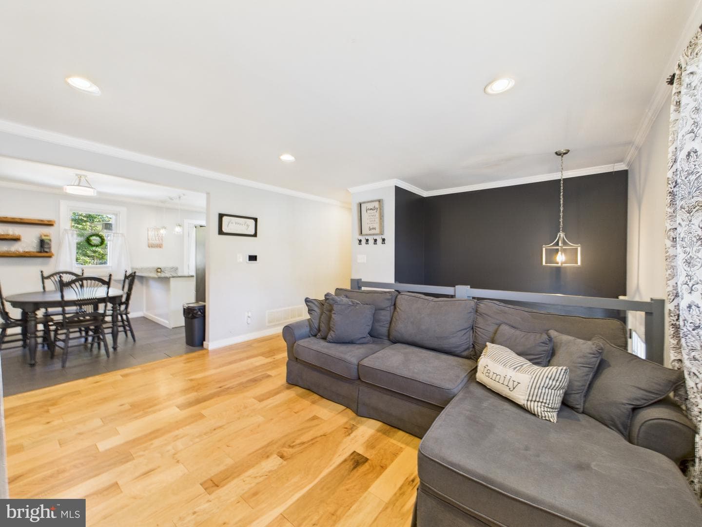 319 Sassafras Road photo 1