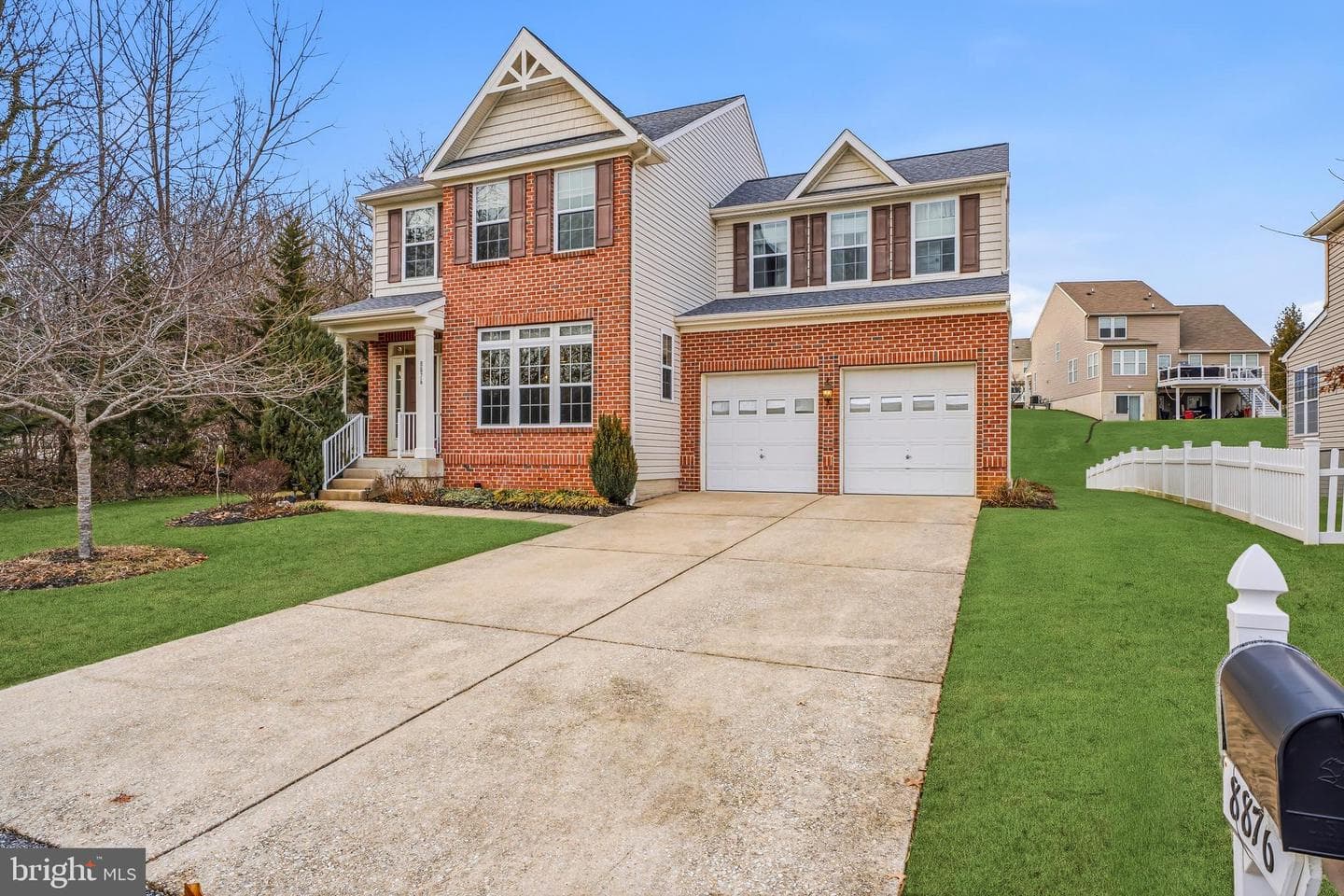 8876 Paddock Lane photo 1