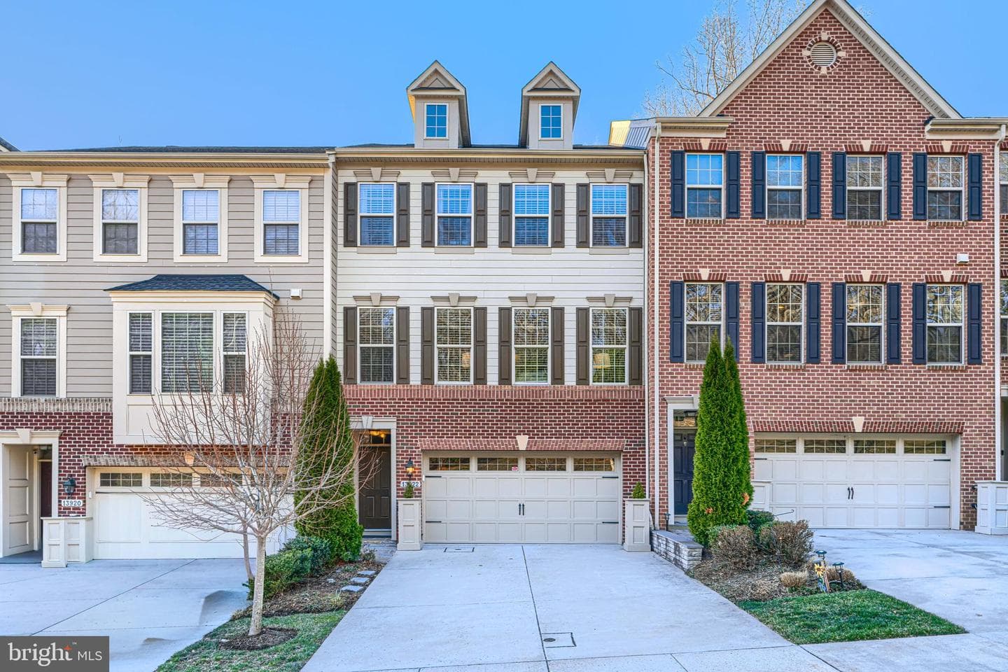 13922 Fox Hill Road