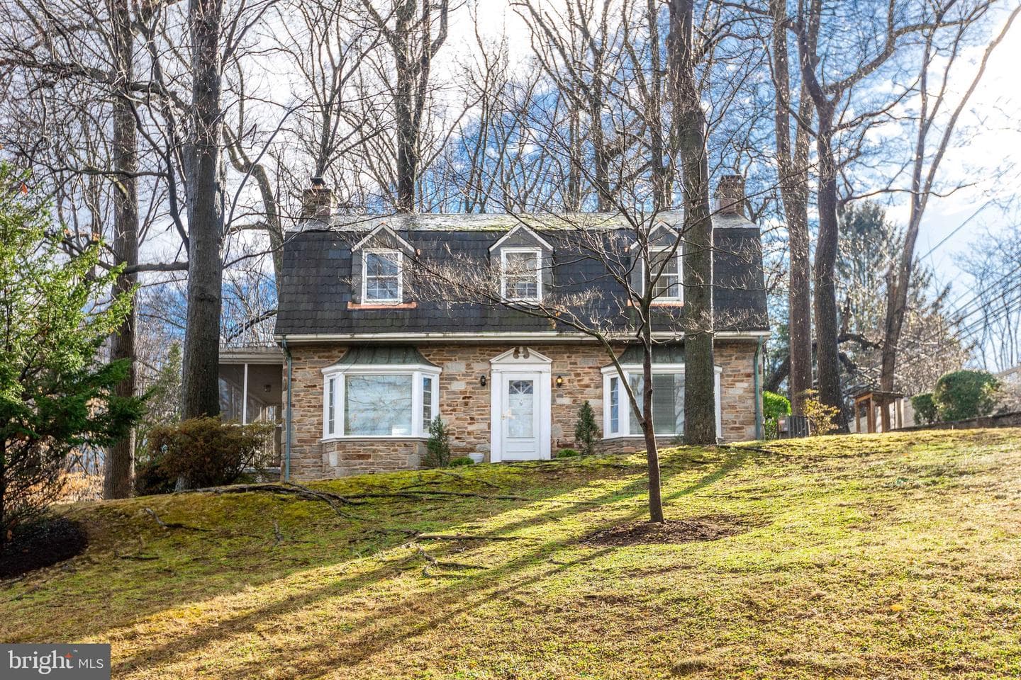 701 Hillen Road photo 1