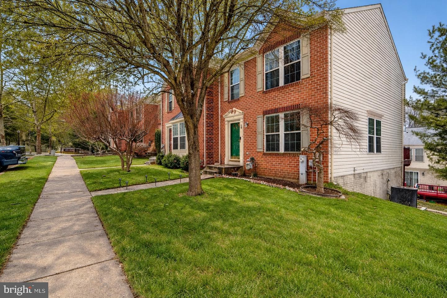 10 Bluestem Court