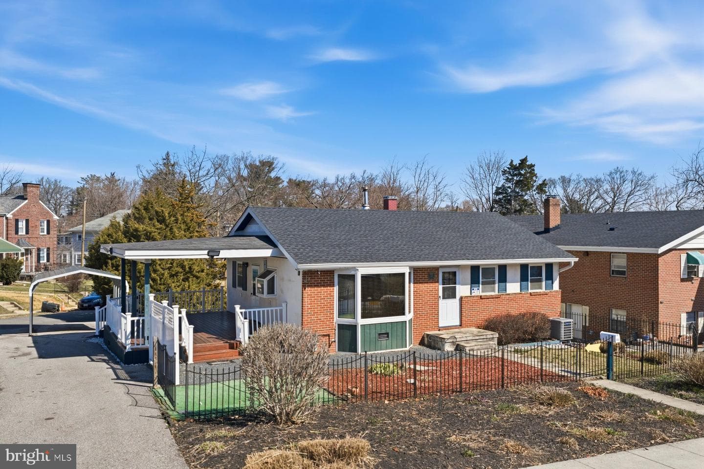 723 Braeside Road