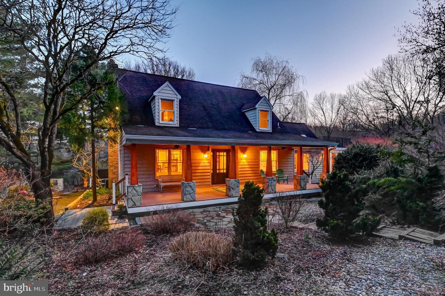 1134 Freeland Road photo 1