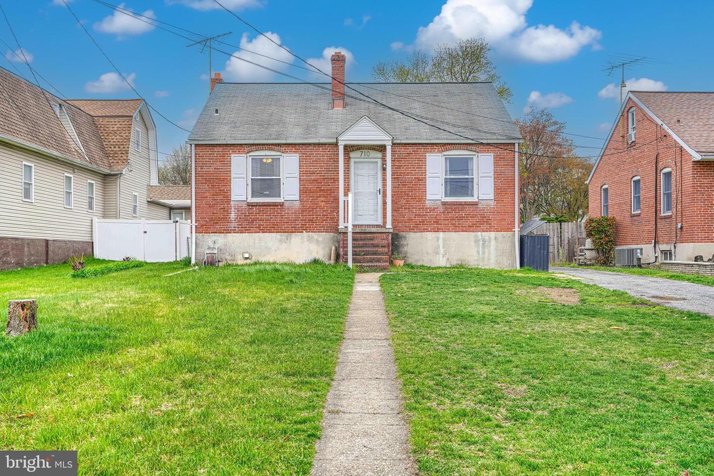 710 Mace Avenue