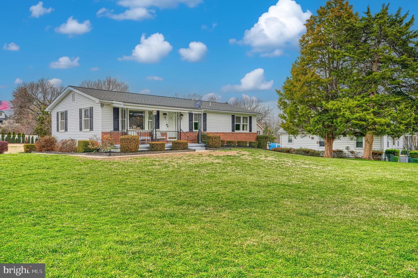 118 Nelson Road photo 1