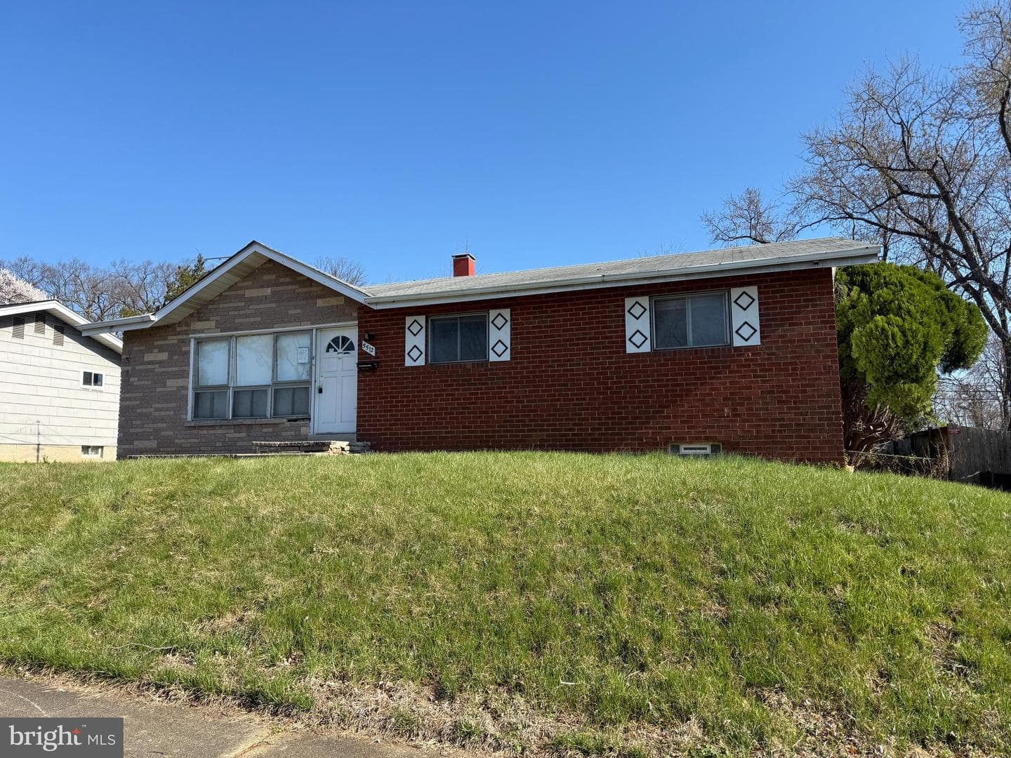 5512 Northgreen Road photo 1