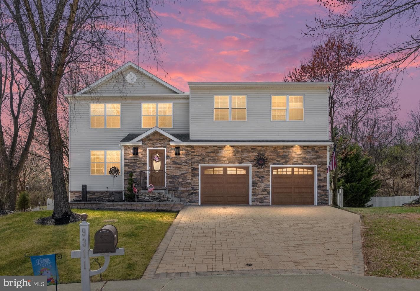 9311 Sea Horse Court