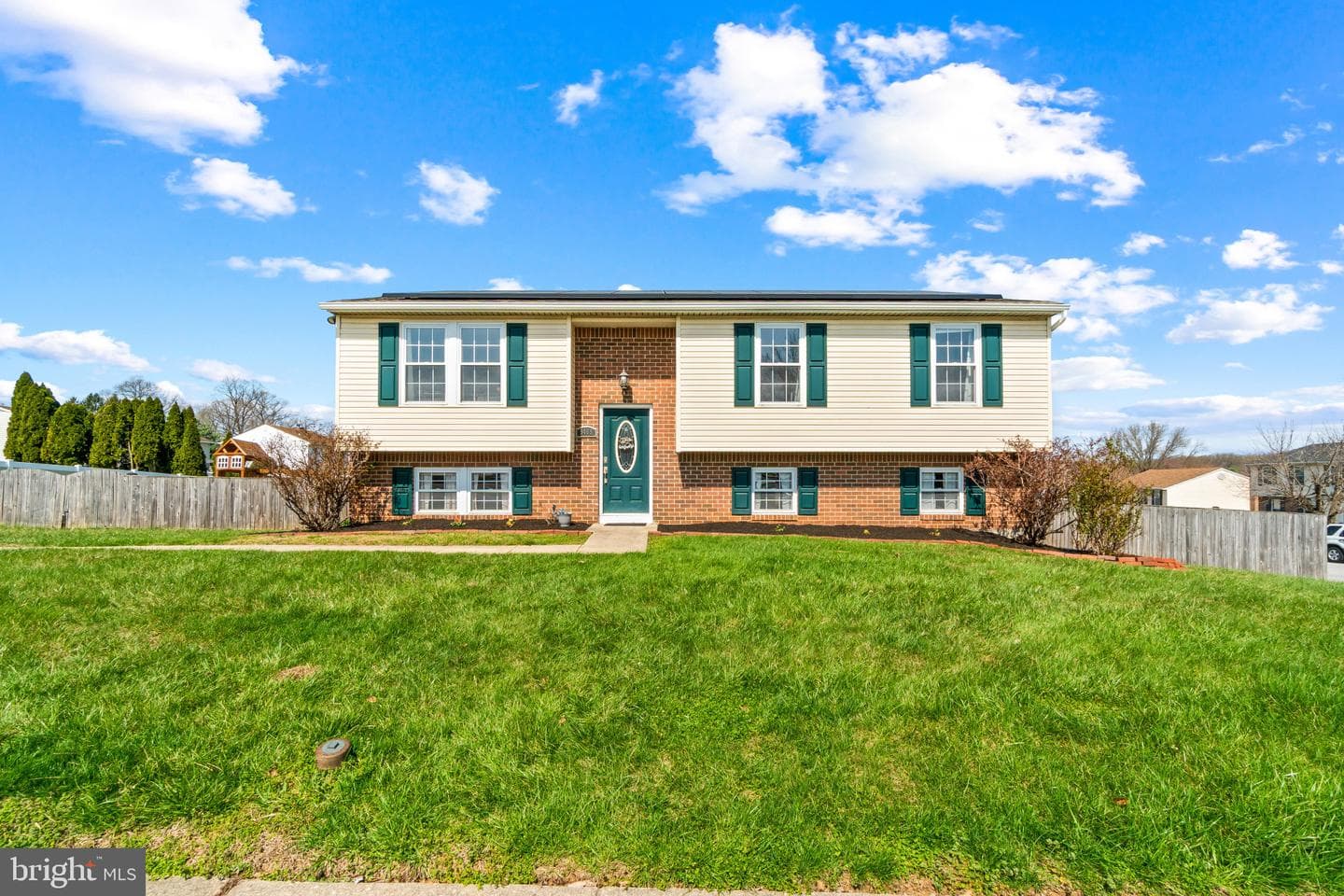 9469 Seven Courts Drive