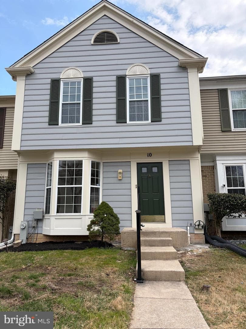 10 Windbluff Court
