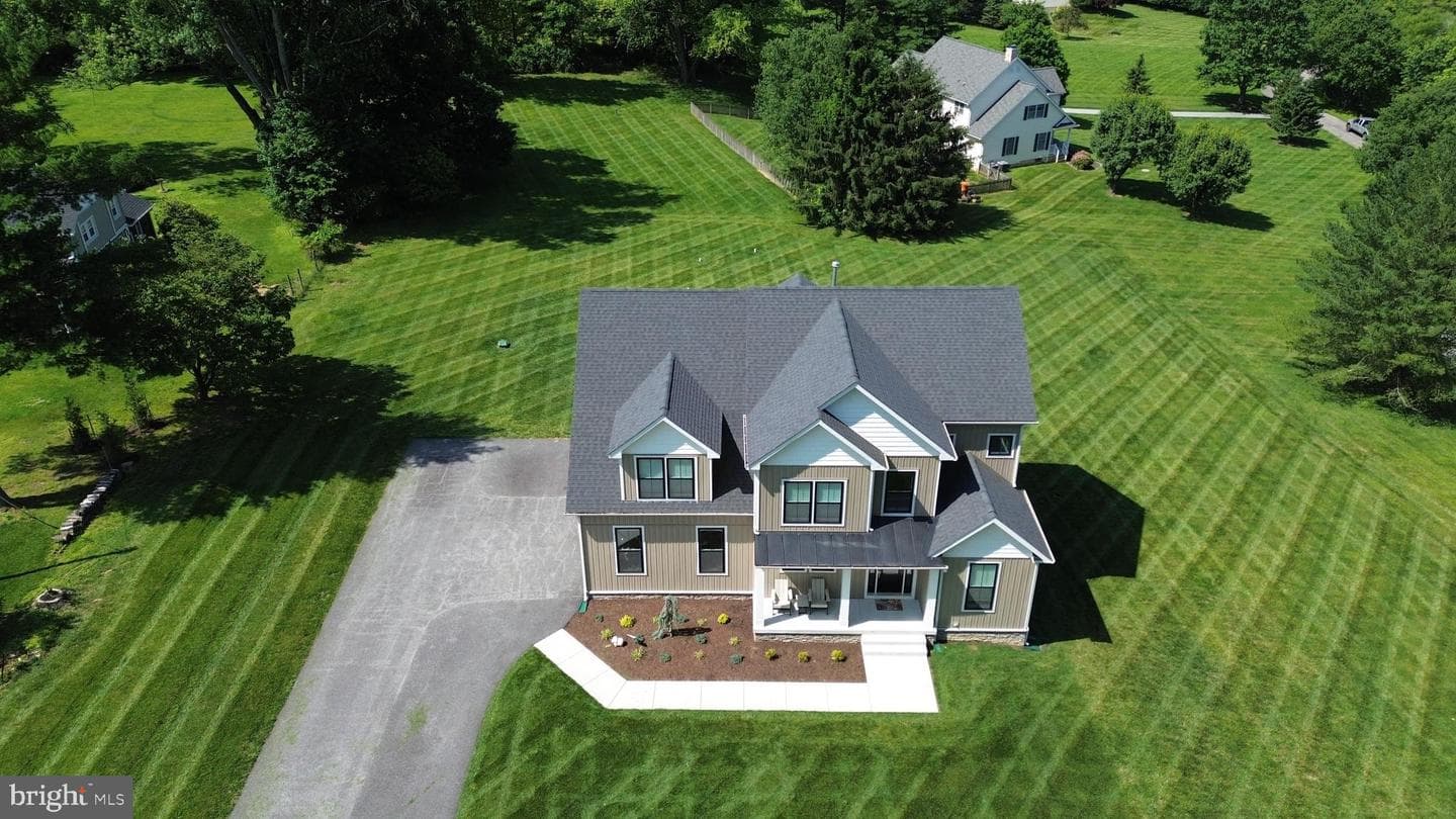 1311 Corbett Road photo 1