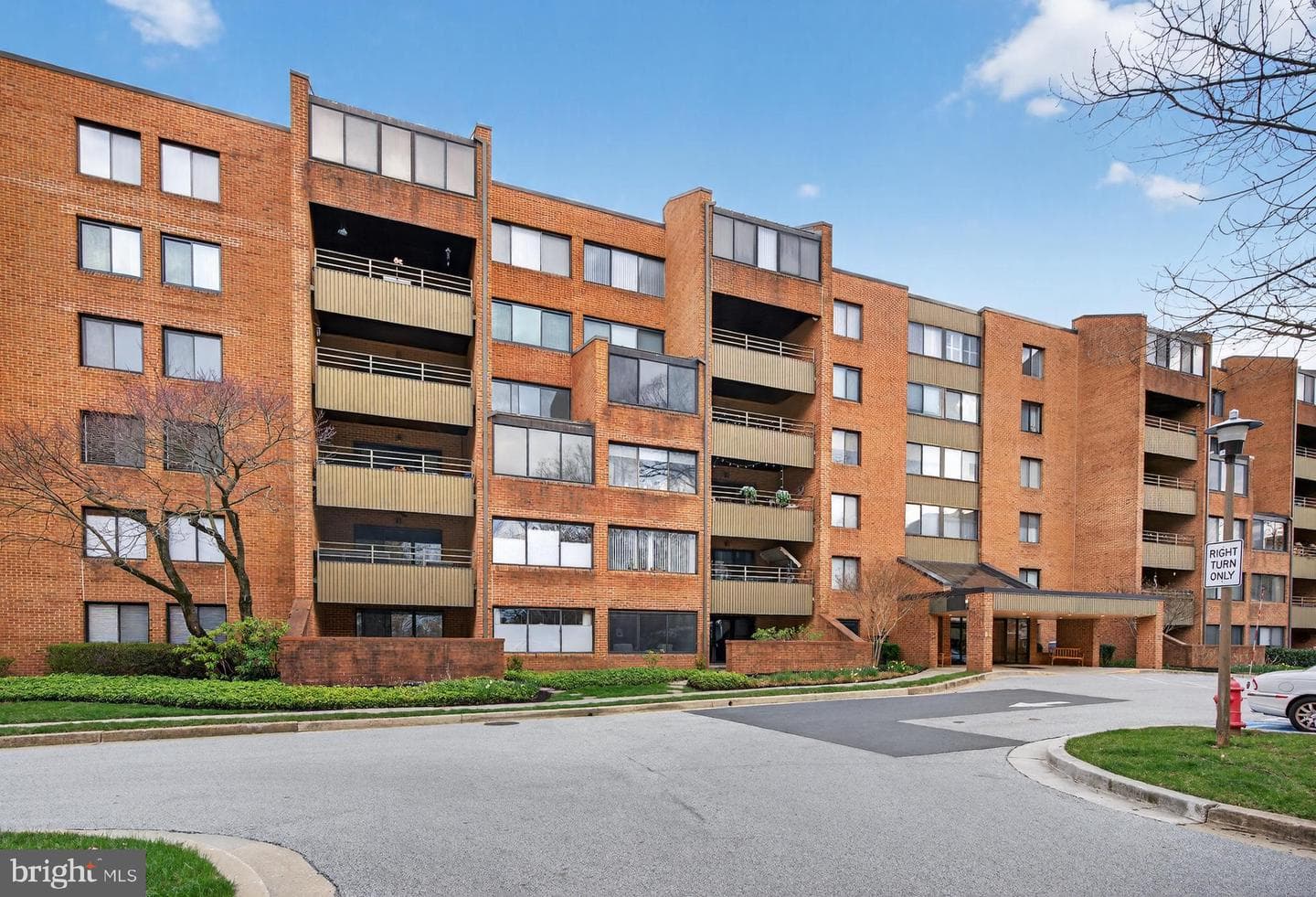 2 Southerly Court #101