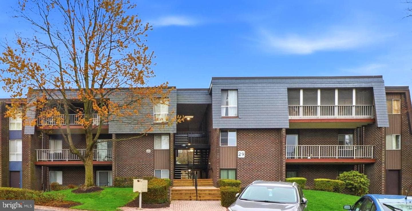 29 Stonehenge Circle #2