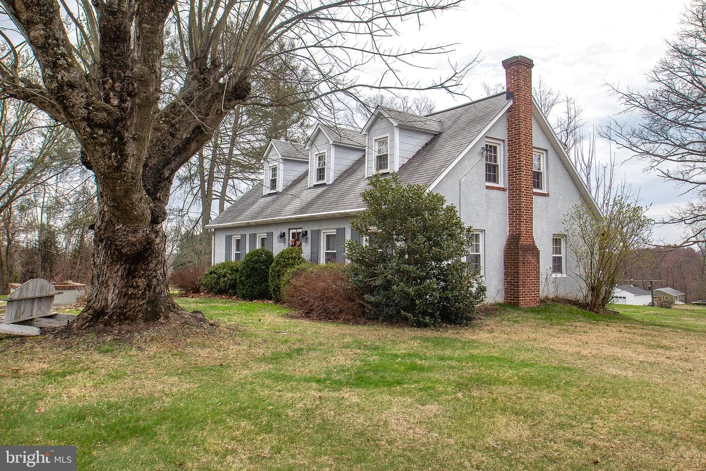 15914 Falls Road photo 1