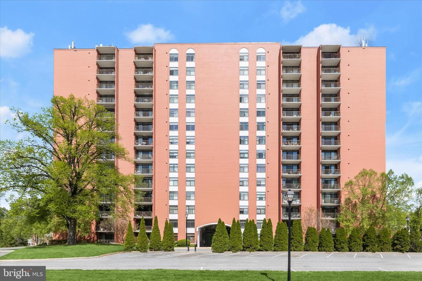 1 Smeton Place #404