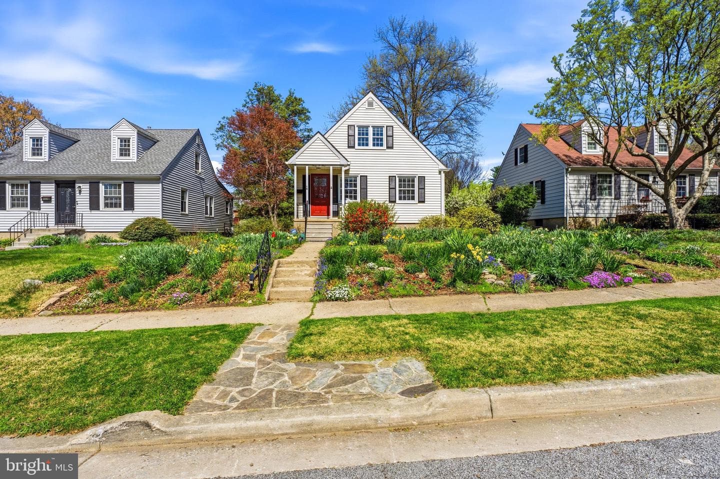 304 Brook Road photo 1
