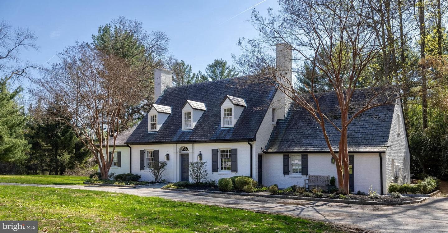 2701 Caves Road photo 1