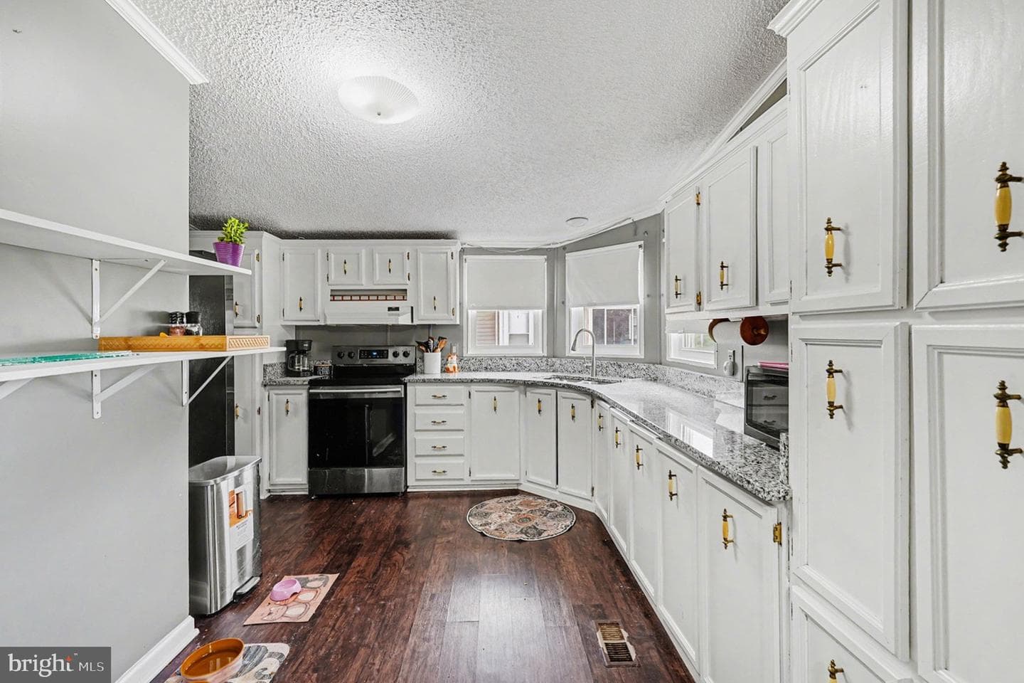 2 Raspberry Court