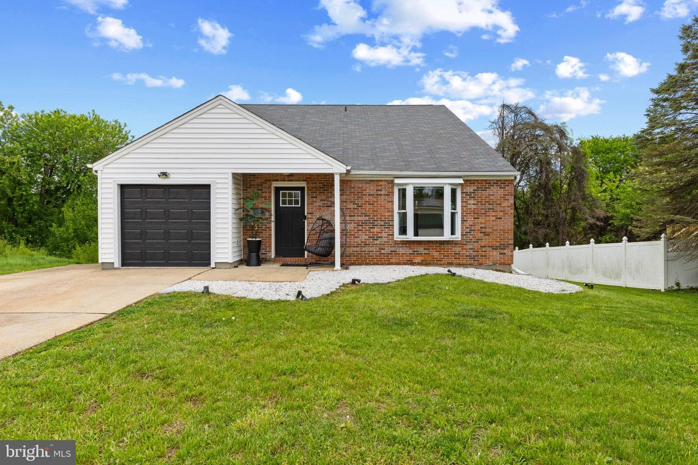 3919 Brenbrook Drive