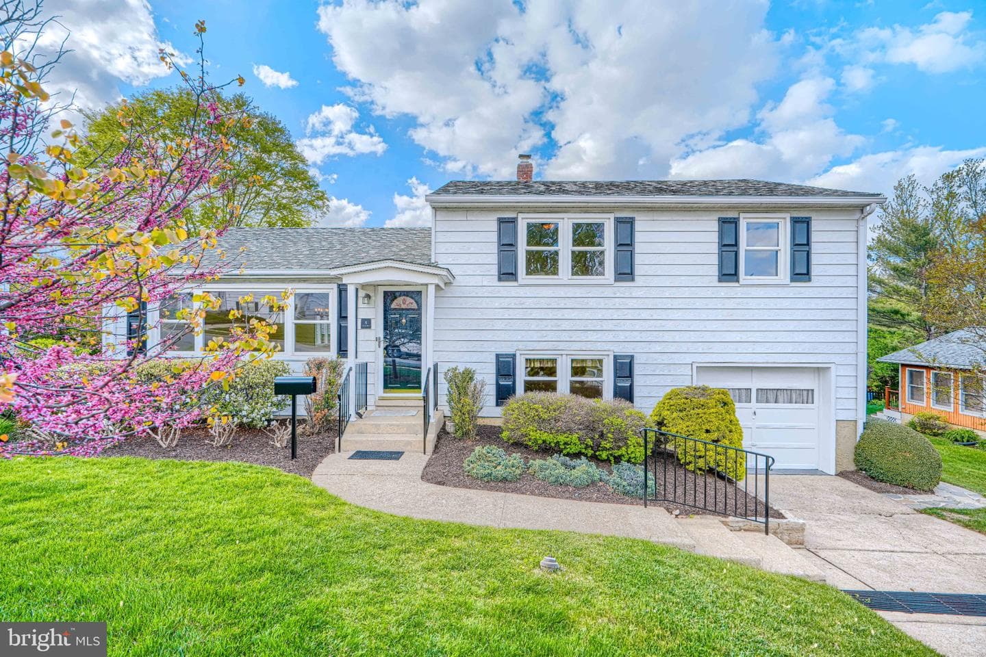 8 Felton Road