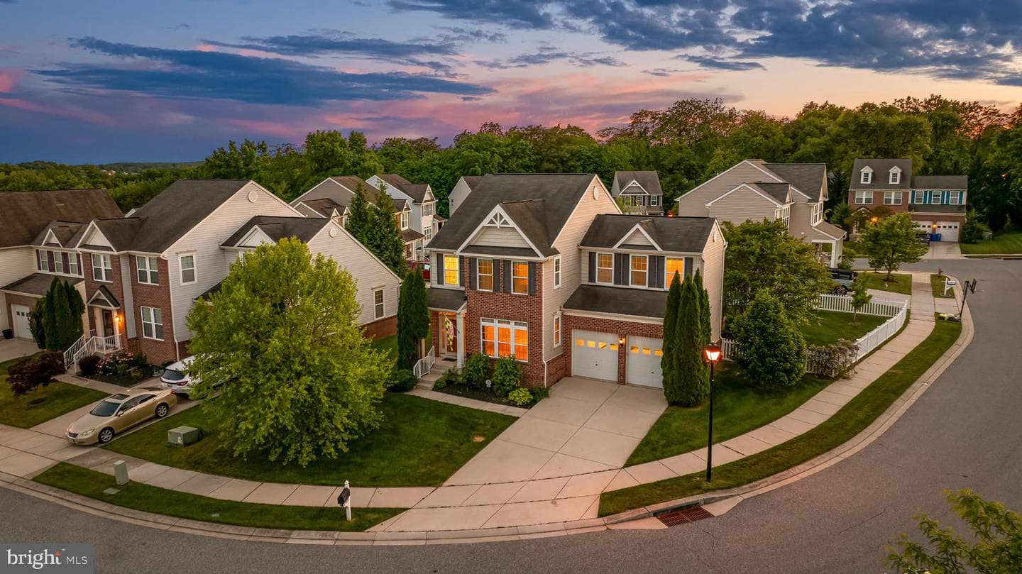8888 Paddock Lane