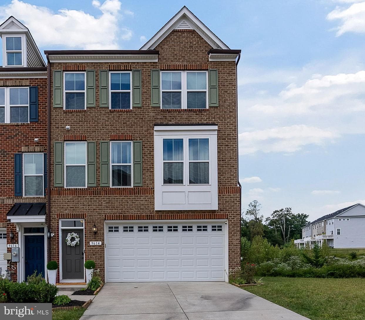 9614 Julia Lane