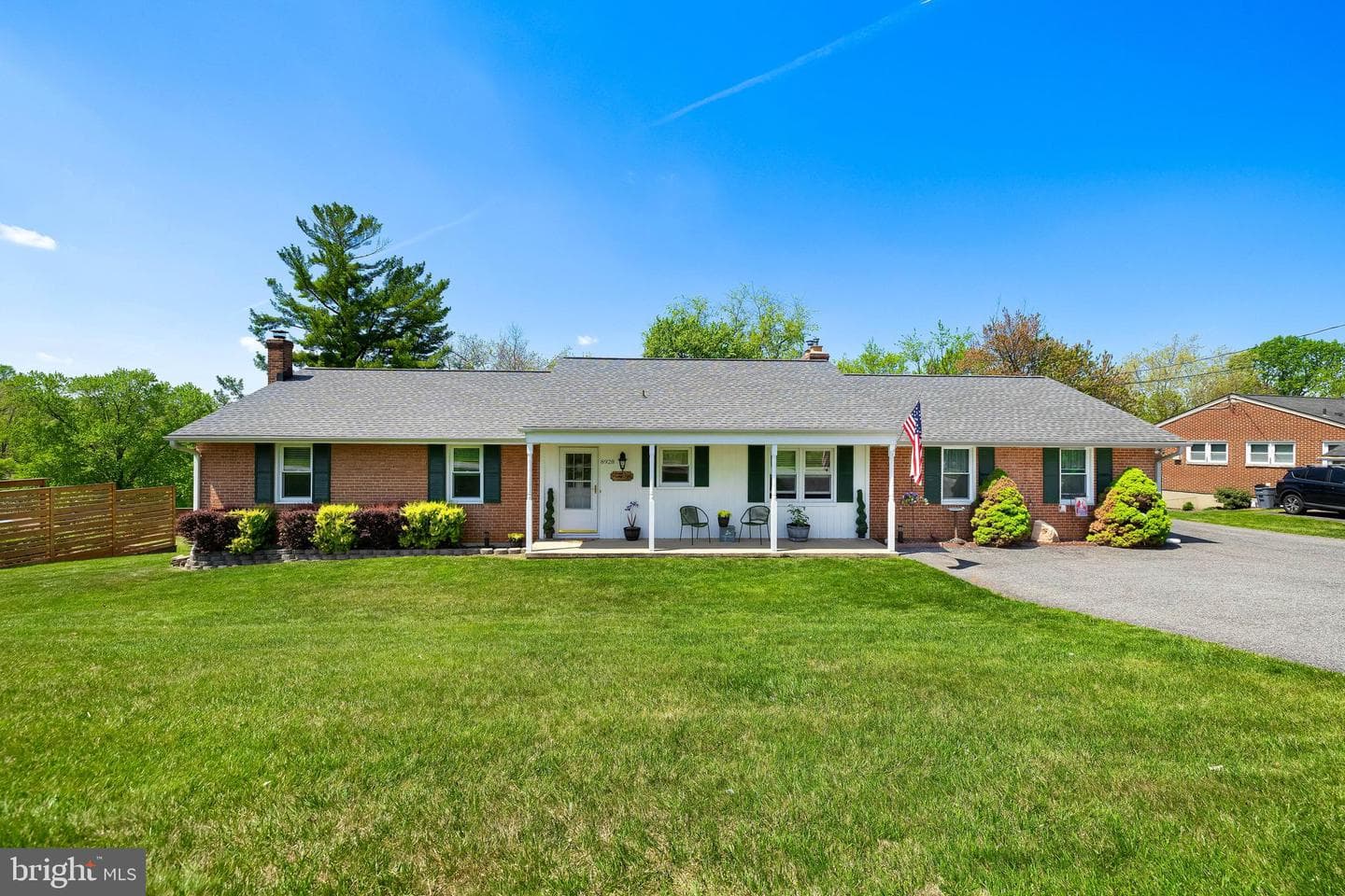 8928 Satyr Hill