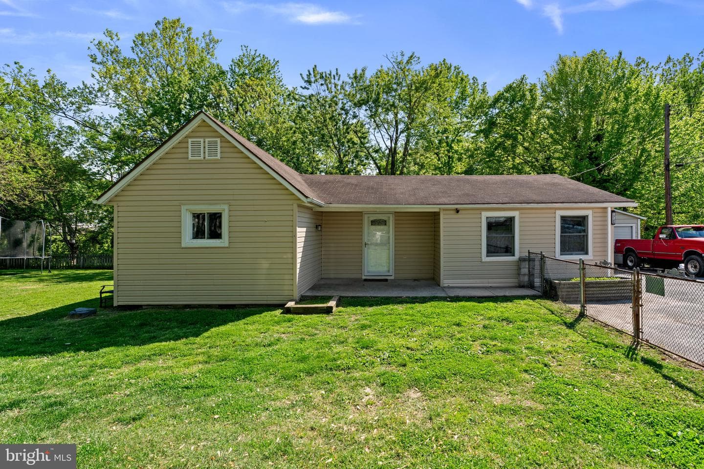 13125 Sylvan Avenue photo 1