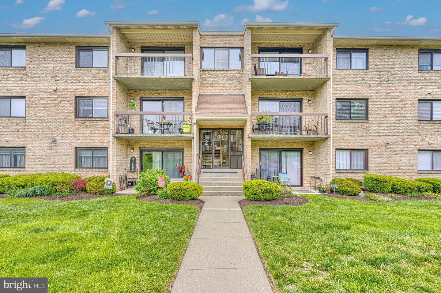 2 Summit Hill Court #c-3
