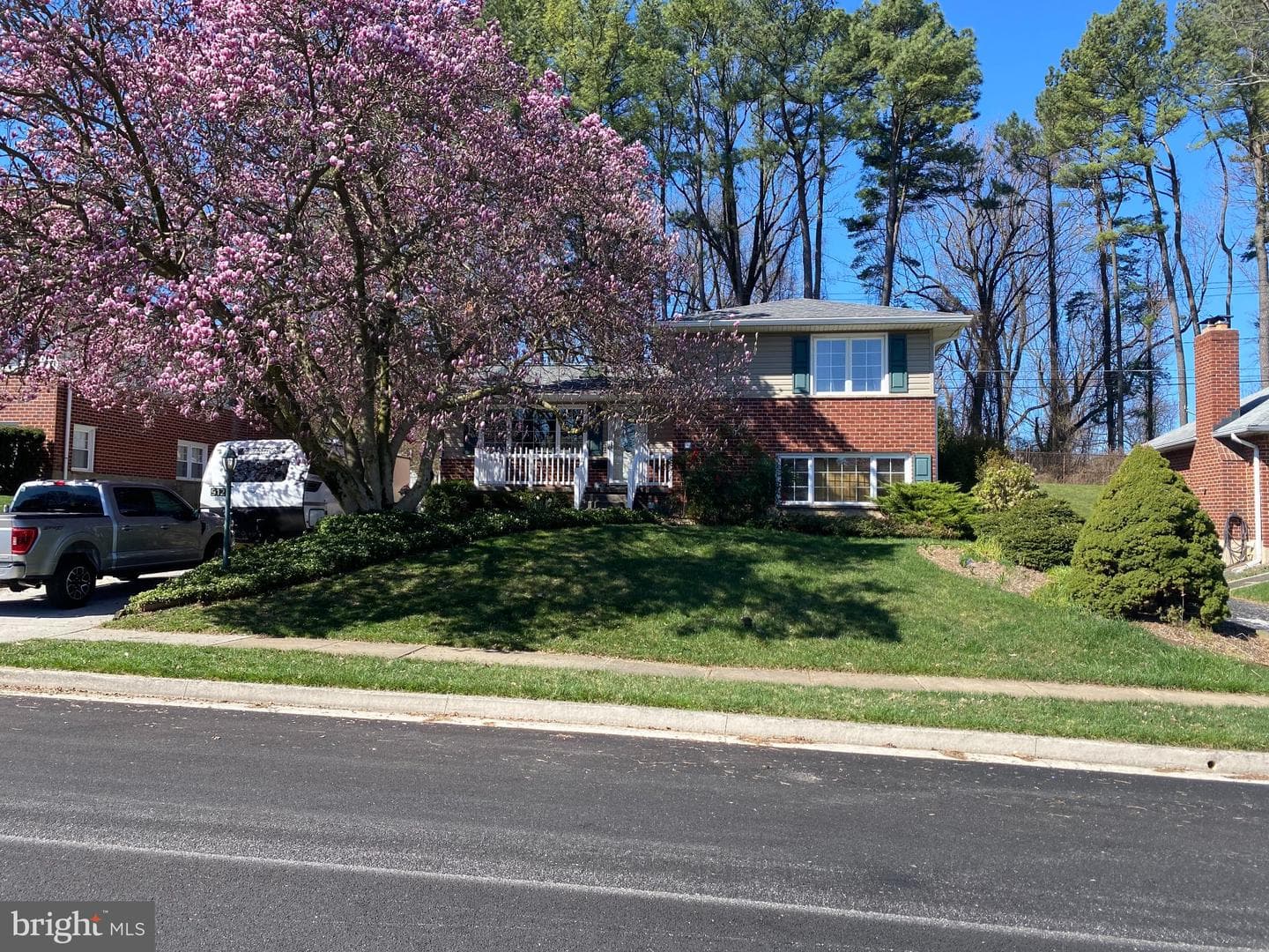 912 Southwick Drive