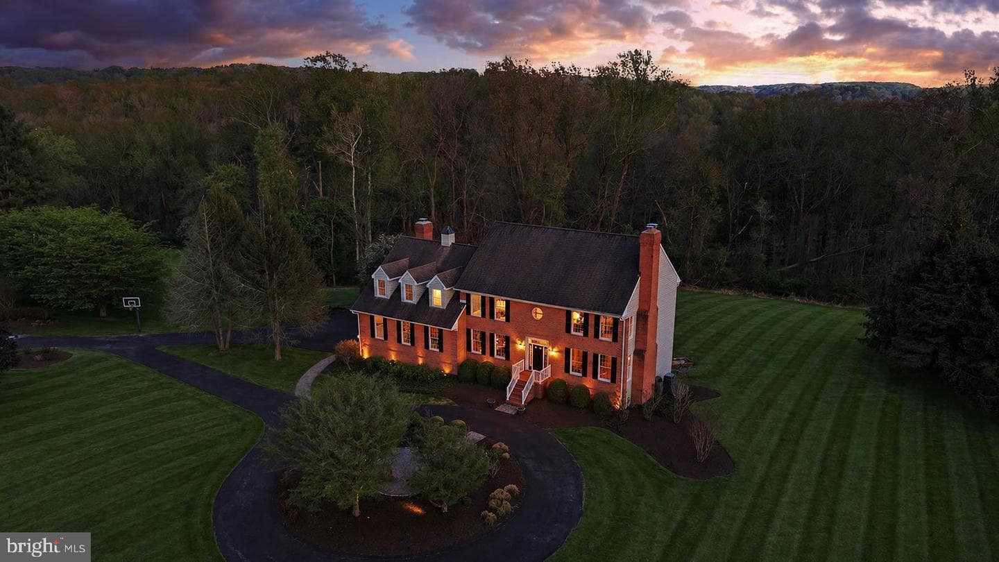 30 Sparks Farm Road