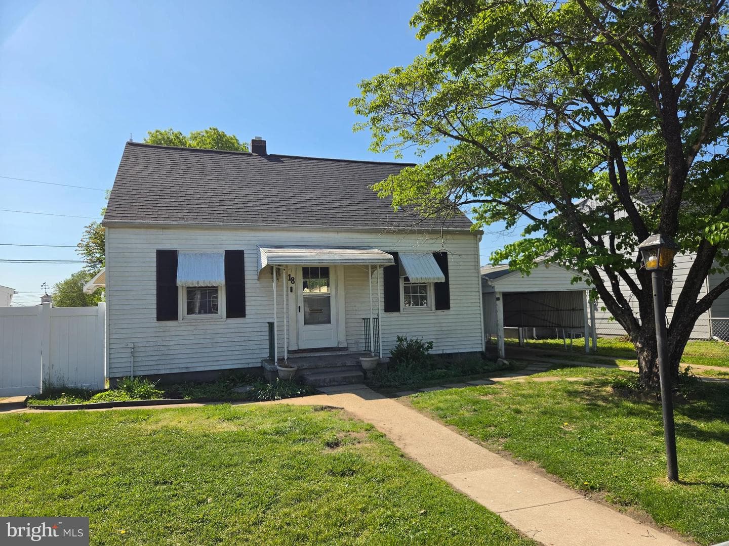 18 Avenal Road