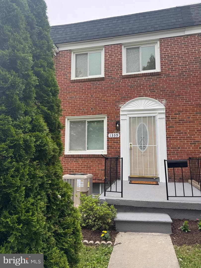 1339 Deanwood Road